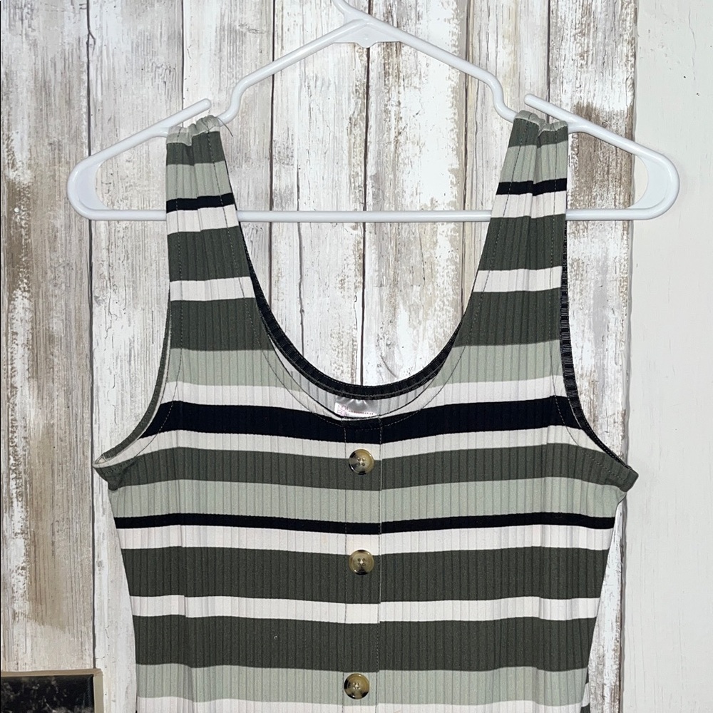 5/$25 Sleeveless Dress